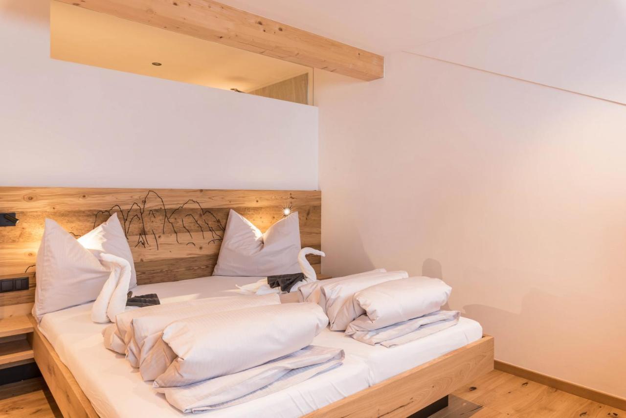 Planerhof Apartment Edelweiss Funes  Bagian luar foto